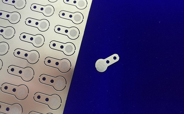 0.1mm不銹鋼微孔蝕刻 0.1mm不銹鋼微孔蝕刻